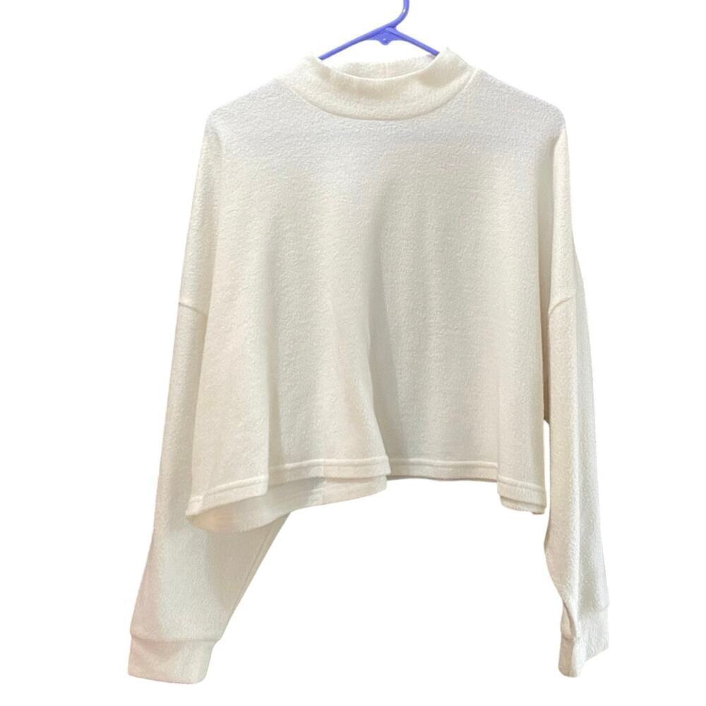 Cotton On Cream High Neck Cropped Pullover Sweater Size M